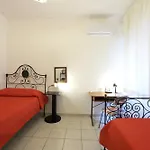 Casa Rosso Melograno Alassio