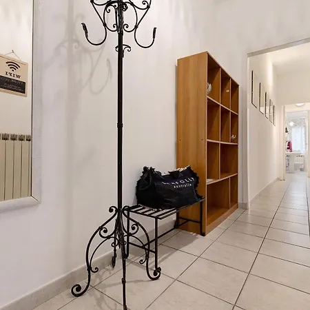 Casa Rosso Melograno Apartment *