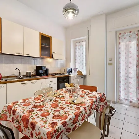 Casa Rosso Melograno Apartment Alassio