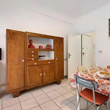 Casa Rosso Melograno アラッシオ